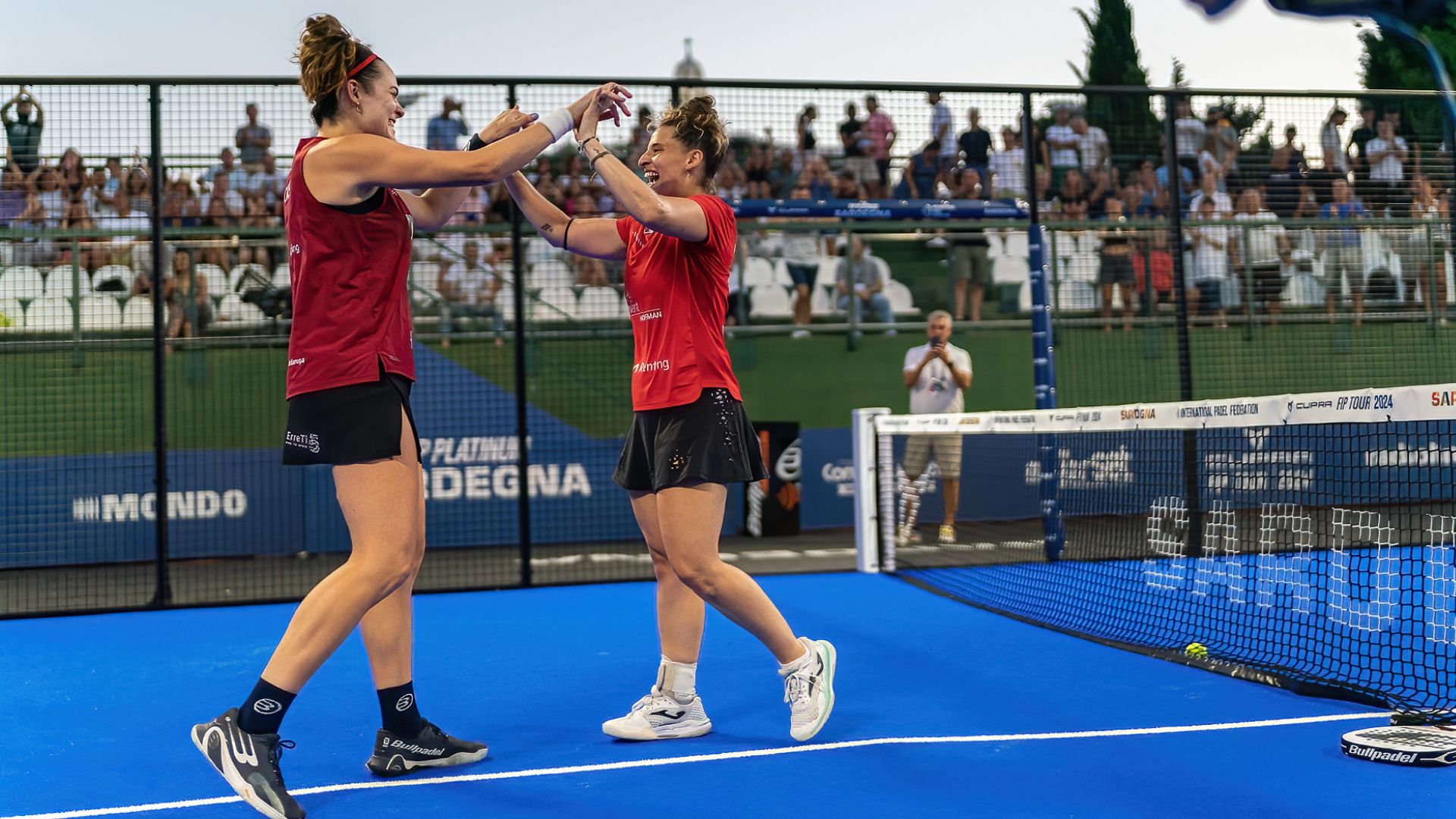 Les Nouveaux Maîtres du Padel Émergent en Sardaigne !