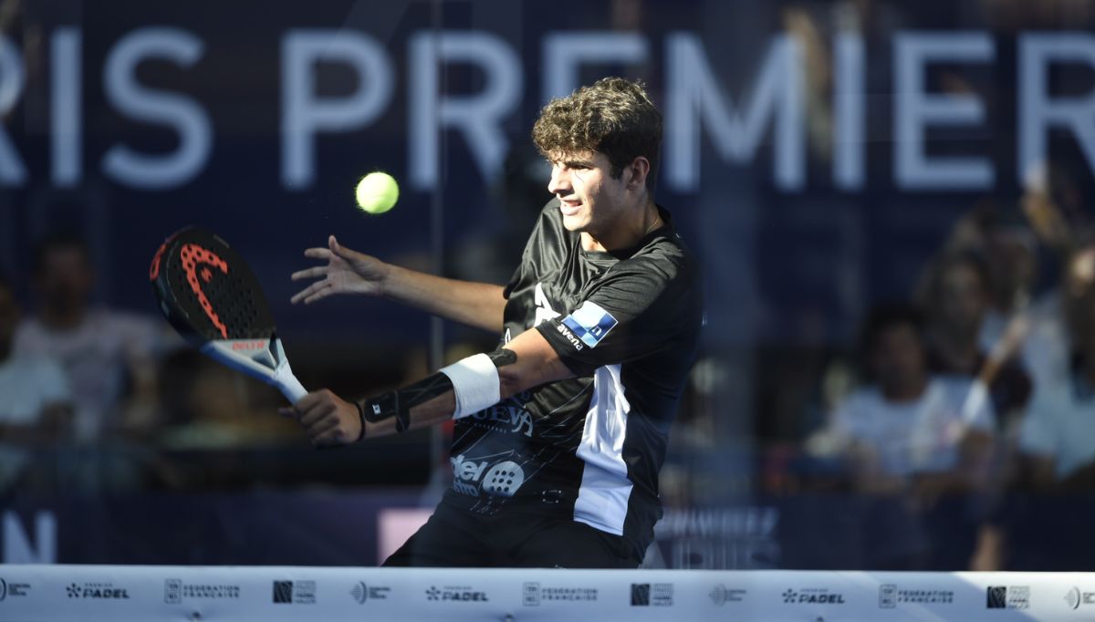 L’astuce secrète pour dominer à coup sûr un adversaire gaucher au padel !