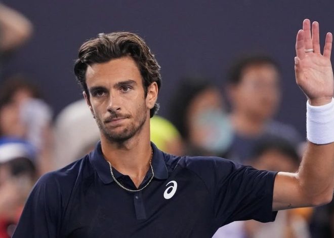 Musetti monté au sommet mais brisé en finale : le revers inattendu qui inquiète tout le tennis italien