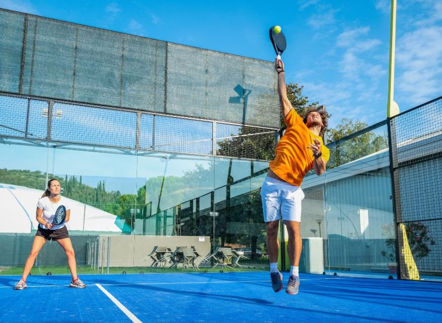 Vous brûlez X kcal en jouant au padel — découvrez combien exactement selon votre poids (le n°3 vous surprendra)