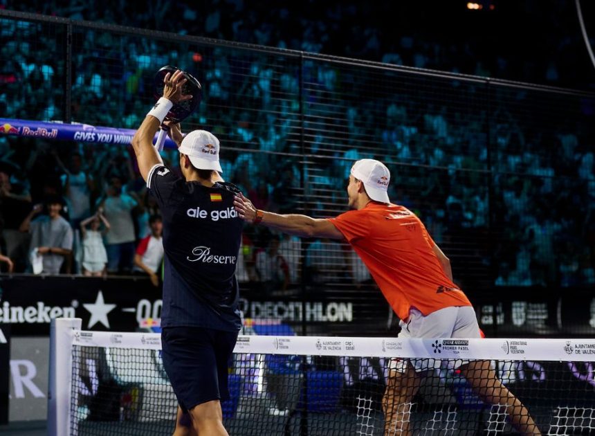 Galán refuse la main de Lebrón : la demi-finale explosive de Valencia qui enflamme le padel