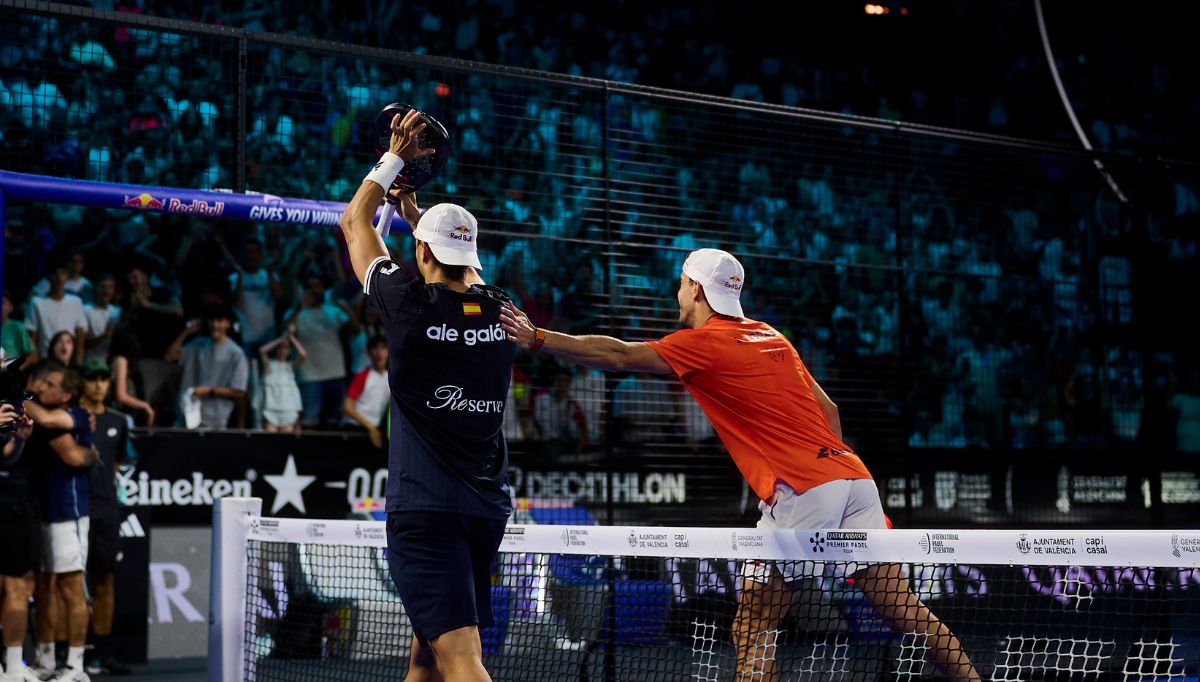 Galán refuse la main de Lebrón : la demi-finale explosive de Valencia qui enflamme le padel