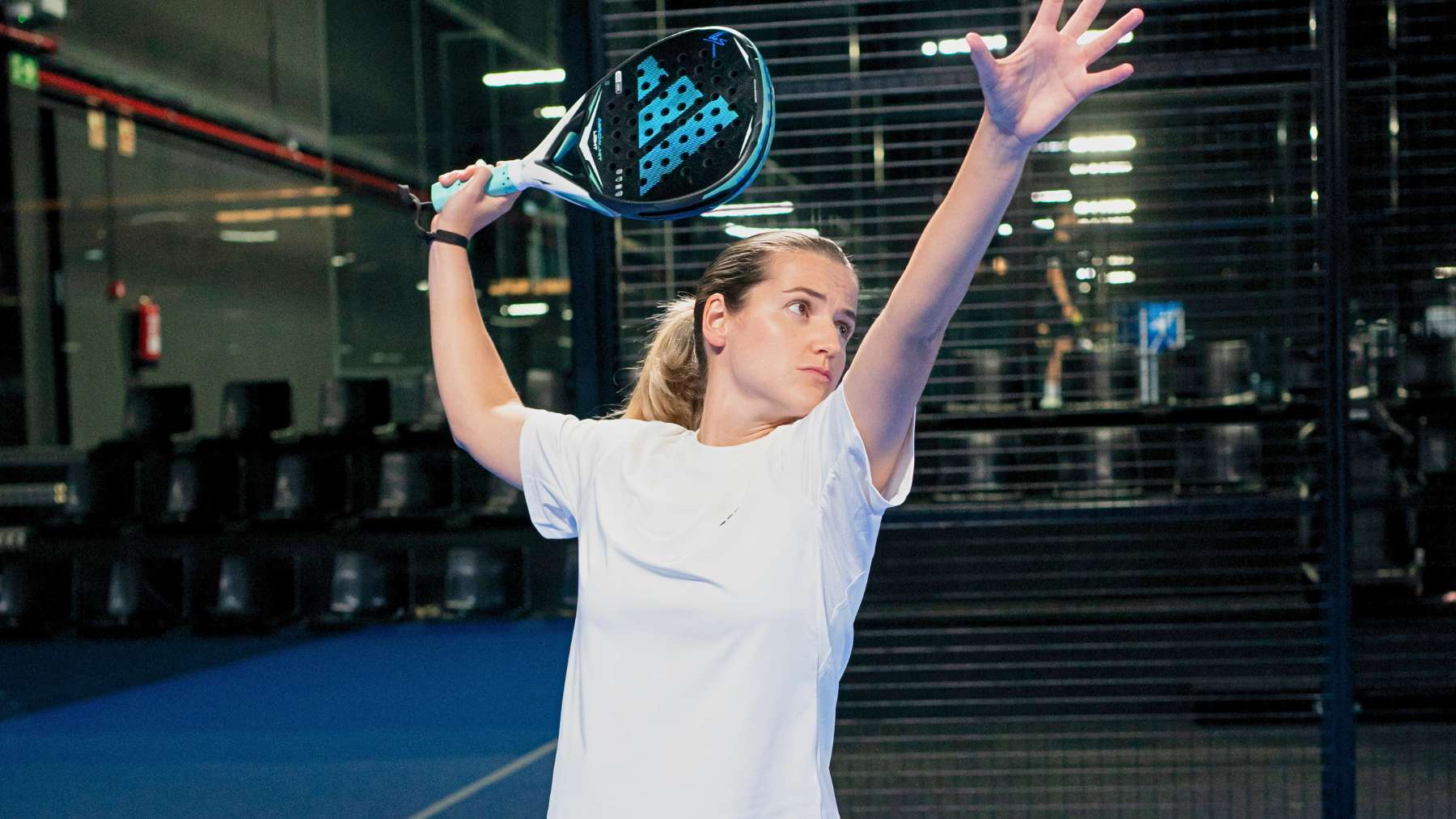 La raquette d’Ari Sánchez enfin accessible : découvrez l’Arrow_hit Light qui change tout sur le court
