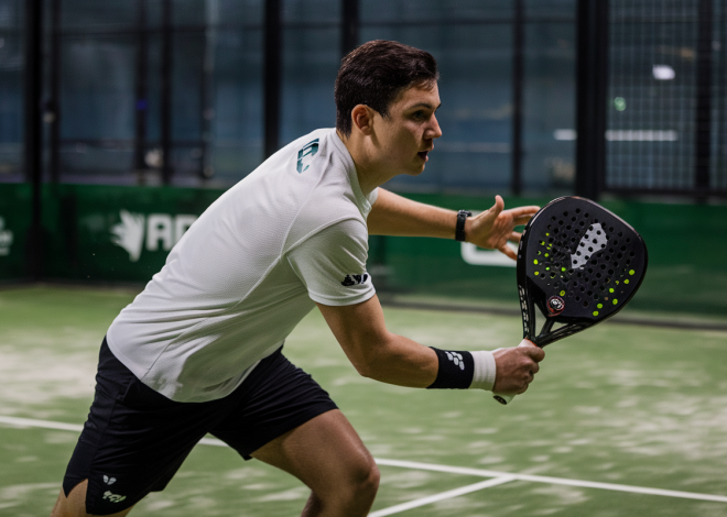 Regardez Premier Padel en direct comme un pro : astuces techniques et secrets que les coachs ne veulent pas que vous sachiez